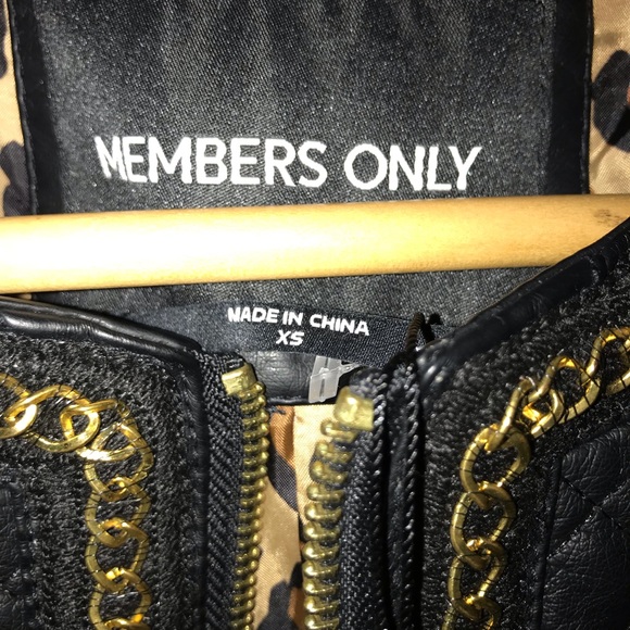 NWT!!Members Only Women’s Leather Jacket - Picture 4 of 7